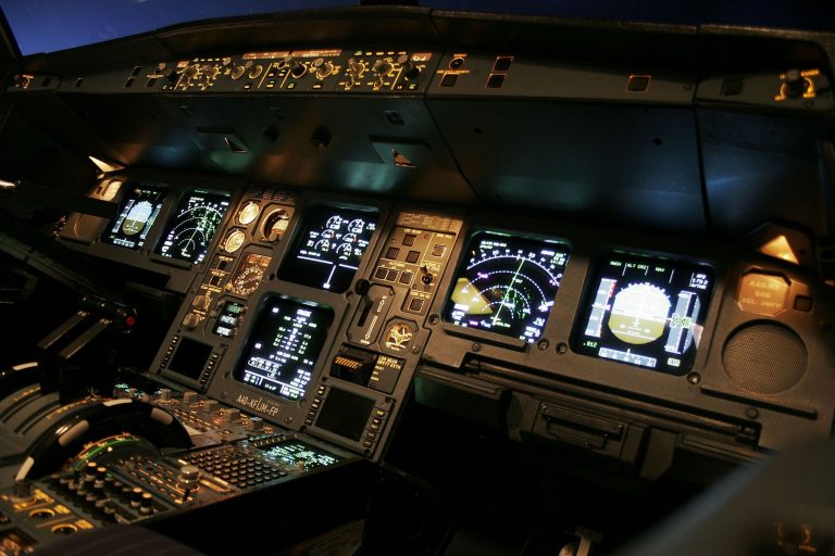 Mengenal Sistem Navigasi Pesawat